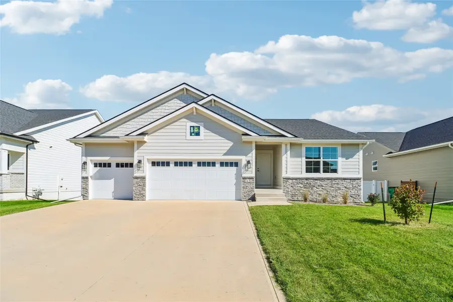 2430 SE 5th Street, West Des Moines, IA 50265 - #2