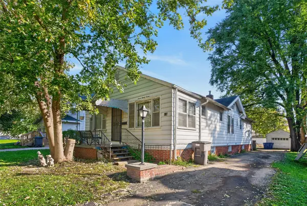 737 Arthur Avenue, Des Moines, IA 50316