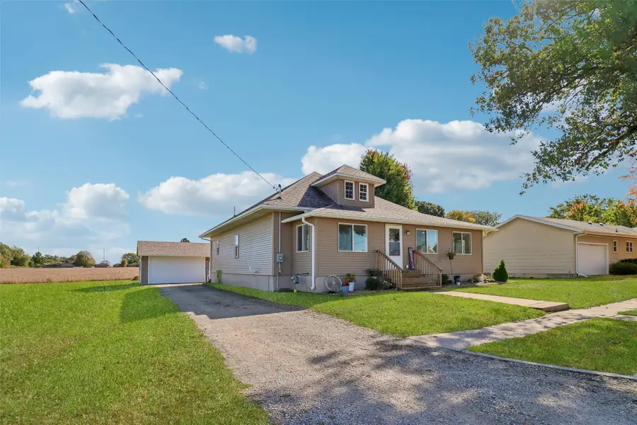 112 N Iowa Street, Hubbard, IA 50122 - #2