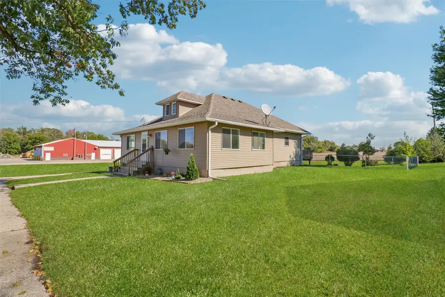 112 N Iowa Street, Hubbard, IA 50122 - #3