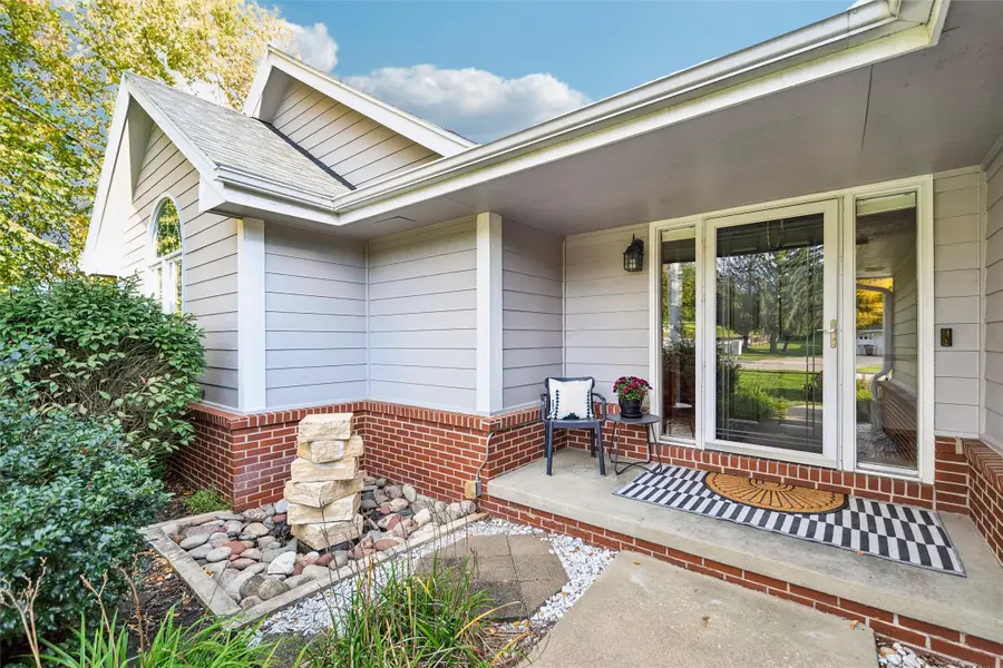 4917 Westbrooke Place, West Des Moines, IA 50266 - #3