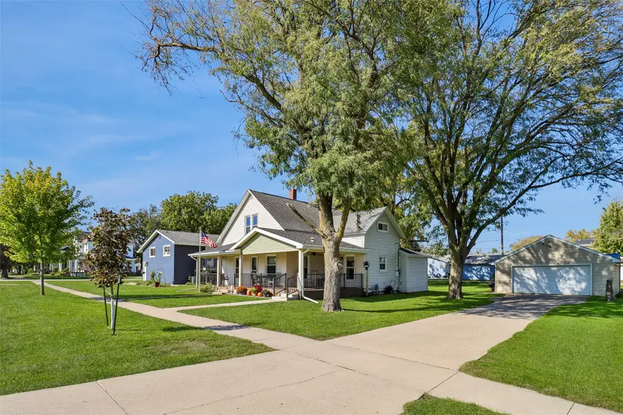 645 Locust Street, Waukee, IA 50263 - #3