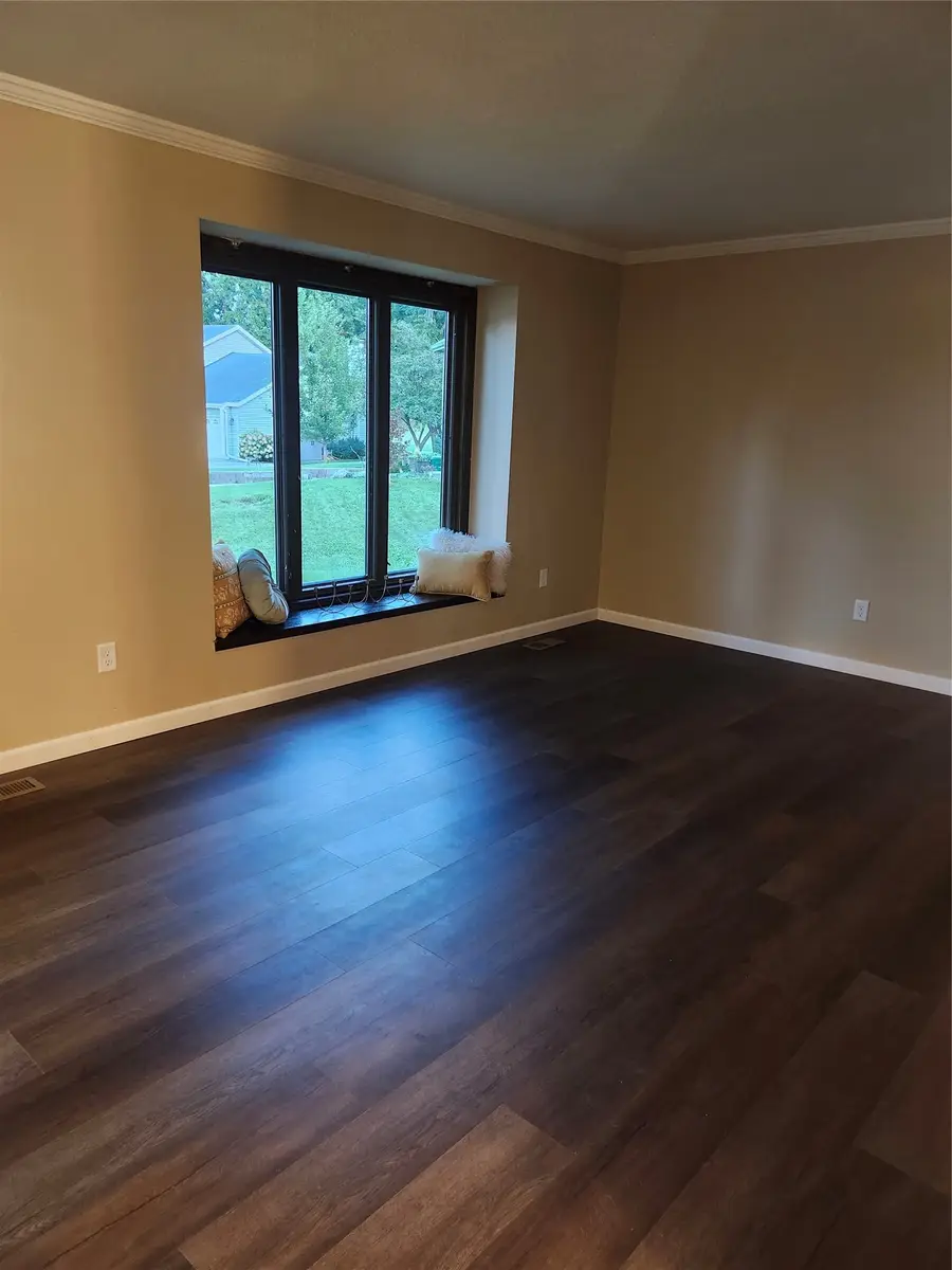 1164 Columbine Circle, Norwalk, IA 50211 - #3