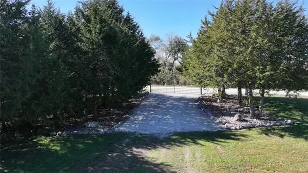 Kiowa Lane, Winterset, IA 50273