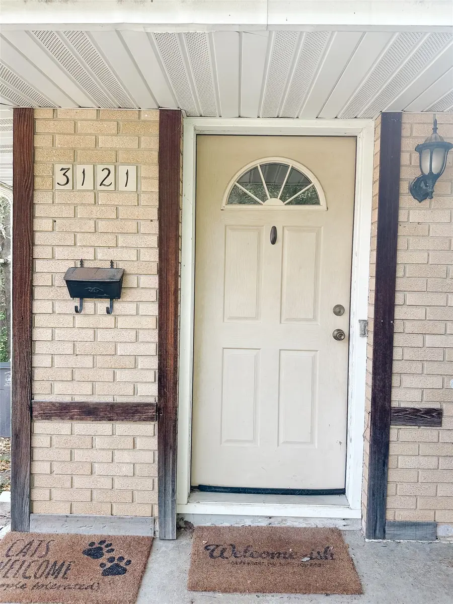 3121 Glenarm Court, Des Moines, IA 50310 - #3