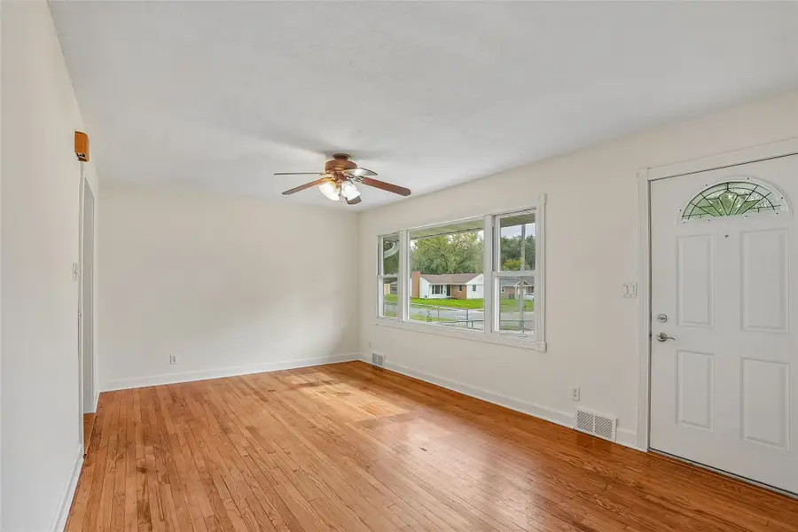 2105 Prospect Avenue, West Des Moines, IA 50265 - #2