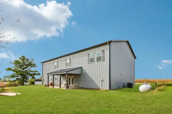 5698 E 64th Street S, Newton, IA 50208