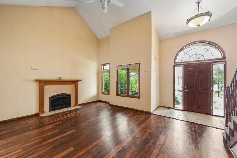6704 Three Lakes Parkway, Des Moines, IA 50320 - #3