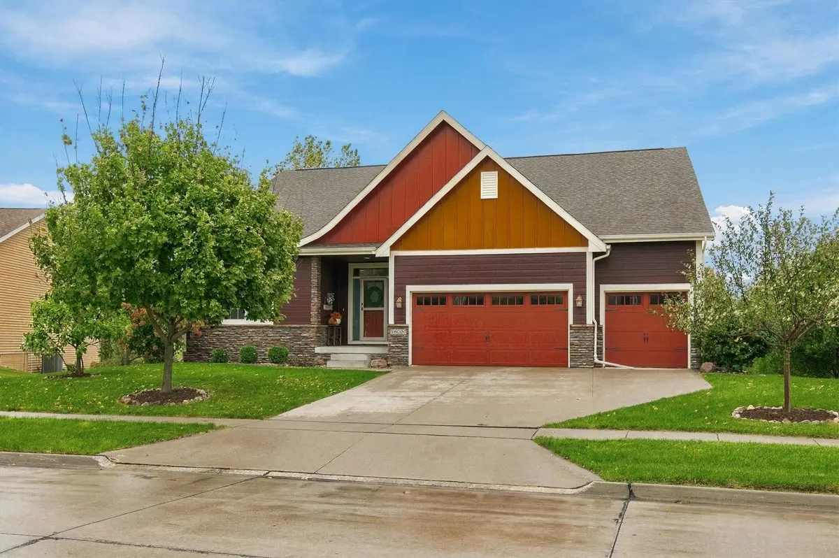 16000 N Valley Drive, Urbandale, IA 50323 - #1