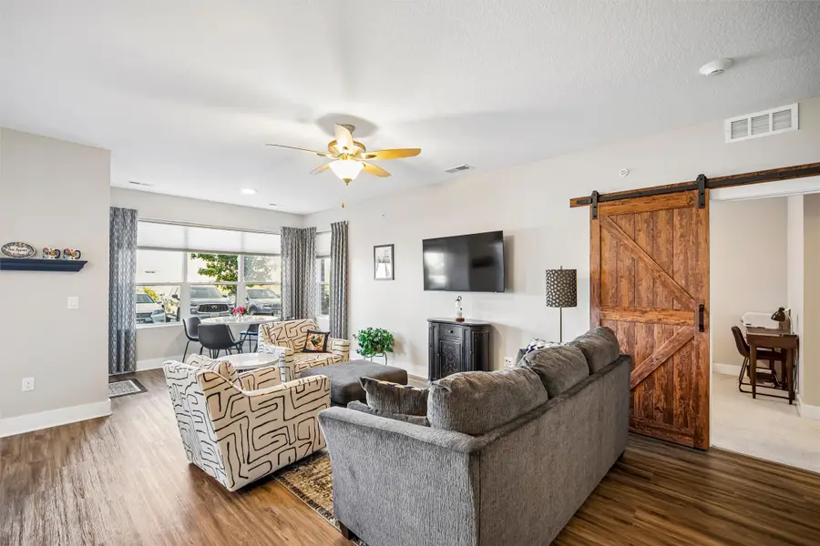 9065 Bishop Drive #101, West Des Moines, IA 50266 - #3