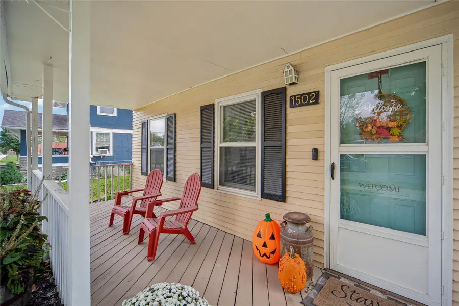 1502 Vine Street, Dallas Center, IA 50063 - #2
