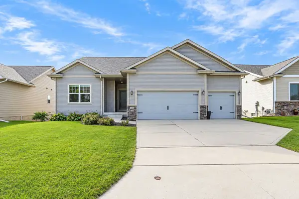 416 SE 14th Street, Grimes, IA 50111