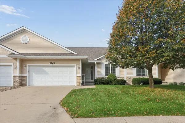 6126 Pinewood Court, Johnston, IA 50131