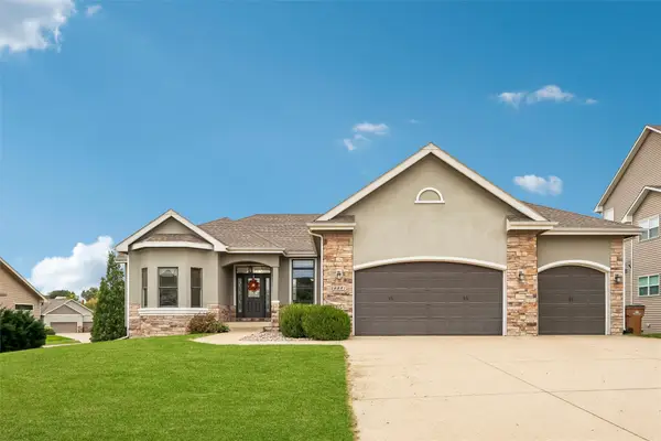 16891 Alpine Court, Clive, IA 50325