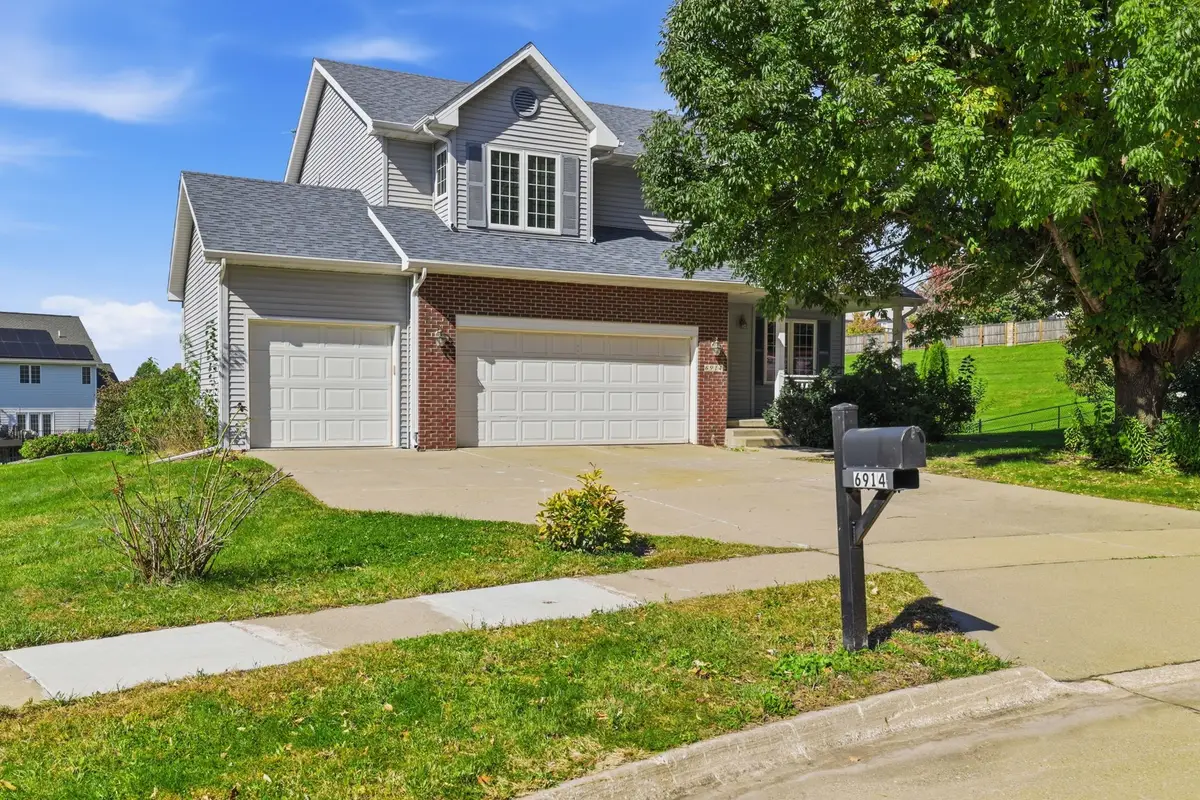 6914 Aubrey Court, Johnston, IA 50131 - #1