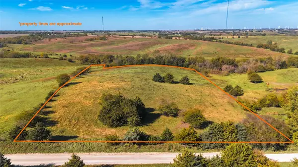 000 Yellow Rose Avenue, Lorimor, IA 50149
