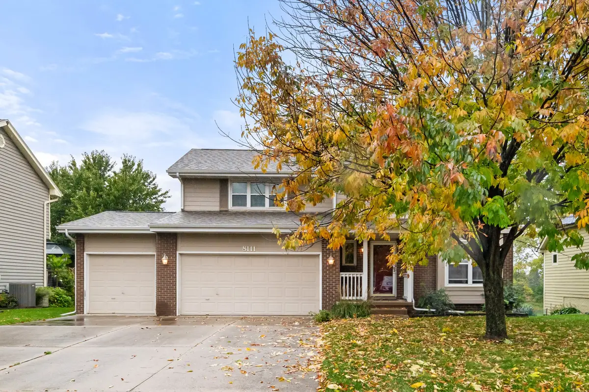 8111 Northview Drive, Urbandale, IA 50322 - #1
