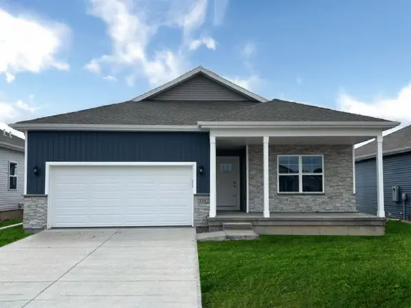 5532 143rd Street, Urbandale, IA 50111