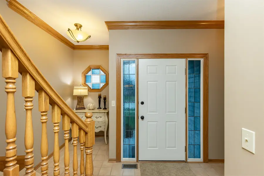 5401 Cody Drive, West Des Moines, IA 50266 - #2