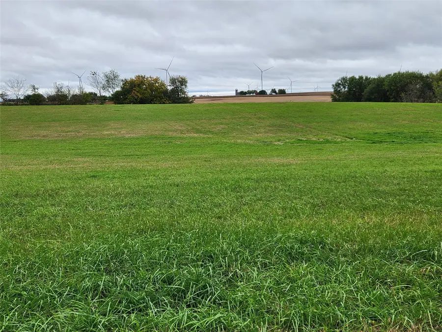 104 N Cedar Circle, New Sharon, IA 50207 - #2