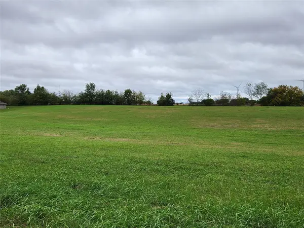 102 N Cedar Circle, New Sharon, IA 50207
