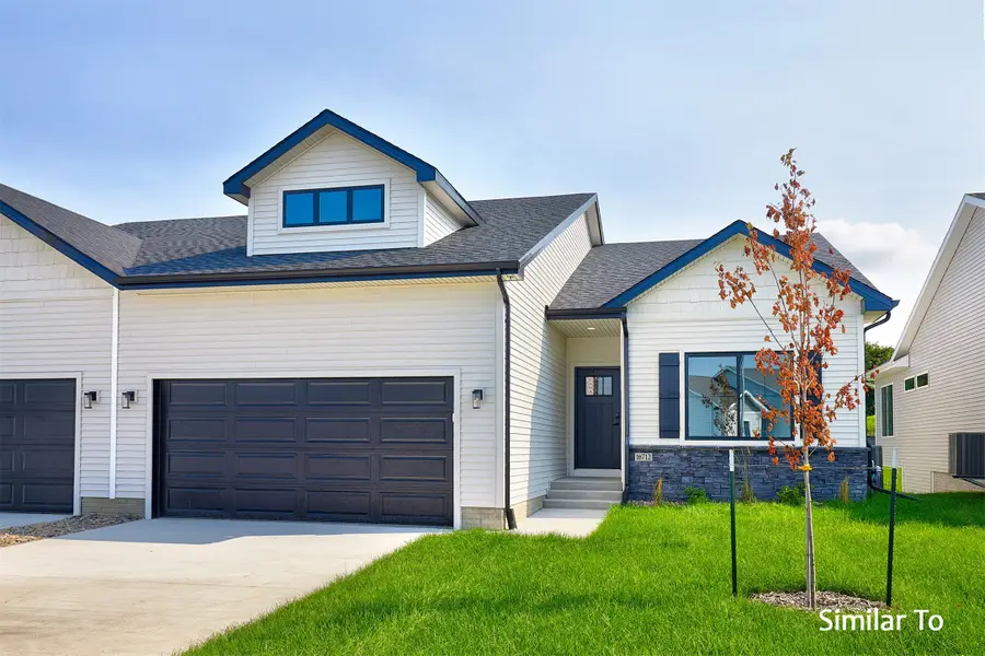 9141 Robinson Drive, West Des Moines, IA 50266 - #2