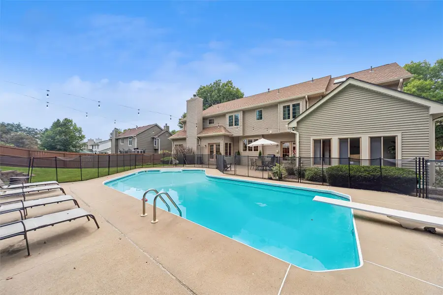 821 58 Street, West Des Moines, IA 50266 - #2