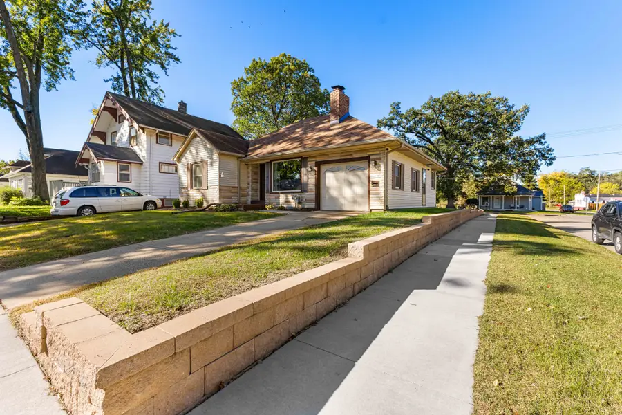 3124 E 7th Street, Des Moines, IA 50316 - #2