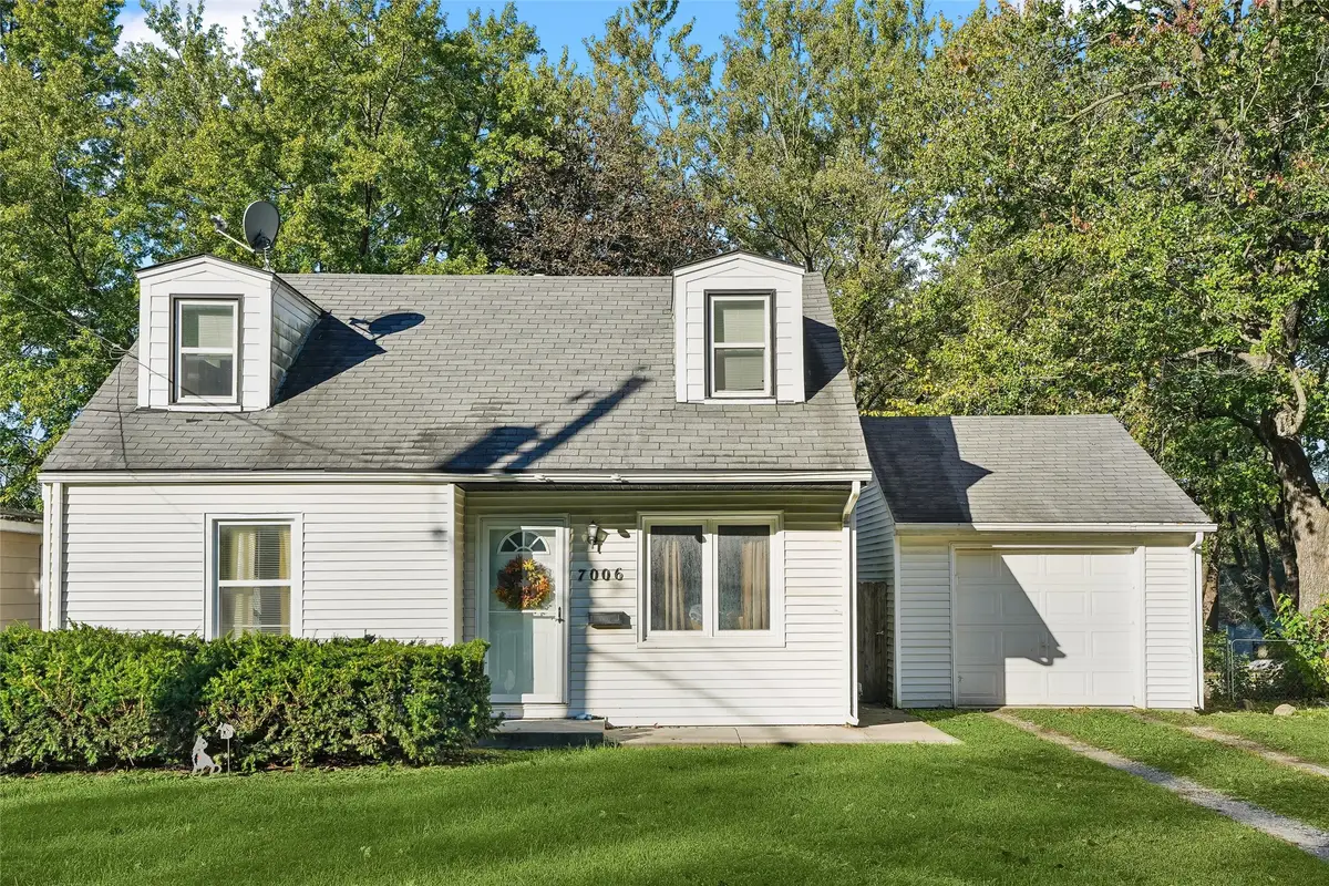 7006 SW 15th Street, Des Moines, IA 50315 - #1