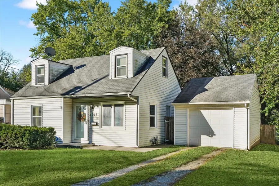 7006 SW 15th Street, Des Moines, IA 50315 - #2