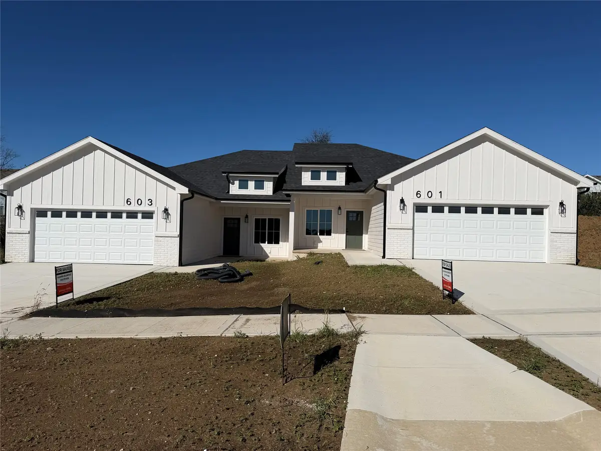 601 W Wright Road, Norwalk, IA 50211 - #1