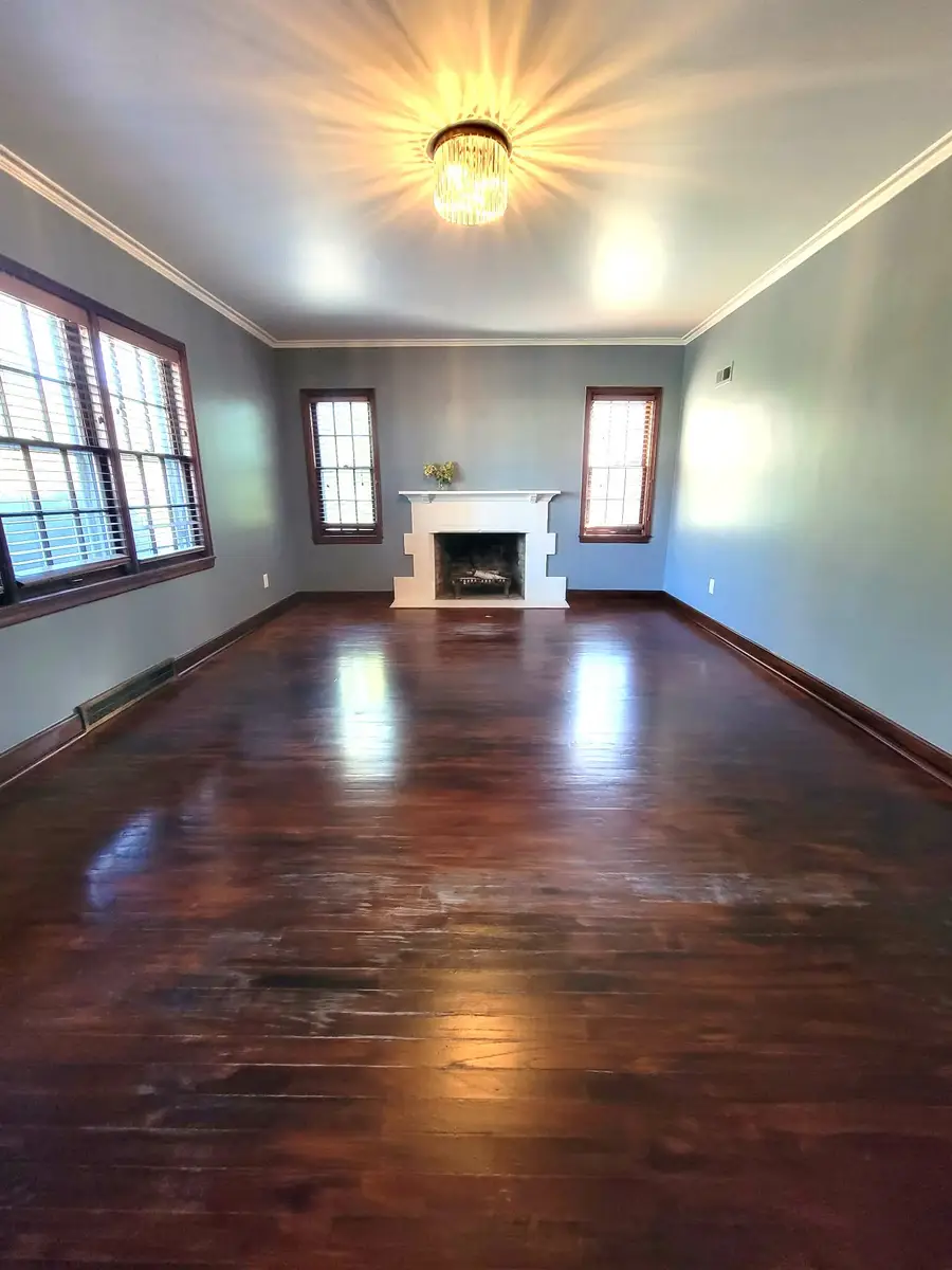 5802 Kingman Avenue, Des Moines, IA 50311 - #3