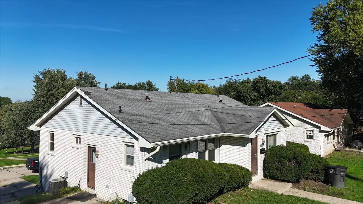 2895 Boston Avenue, Des Moines, IA 50310 - #1