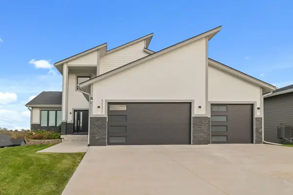 5531 164th Street, Urbandale, IA 50323