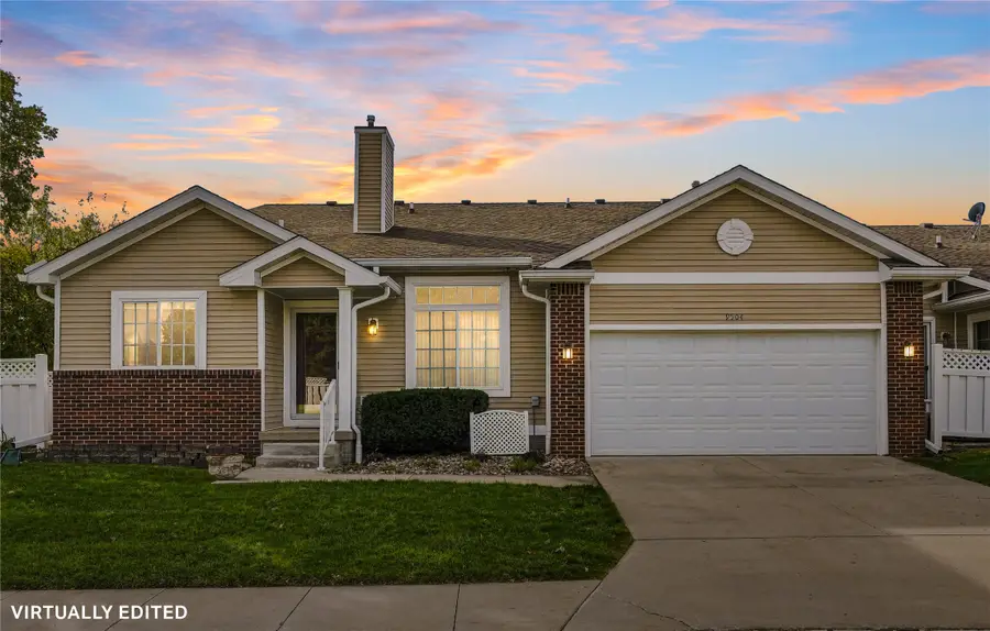9504 Fir Lane, Johnston, IA 50131 - #2
