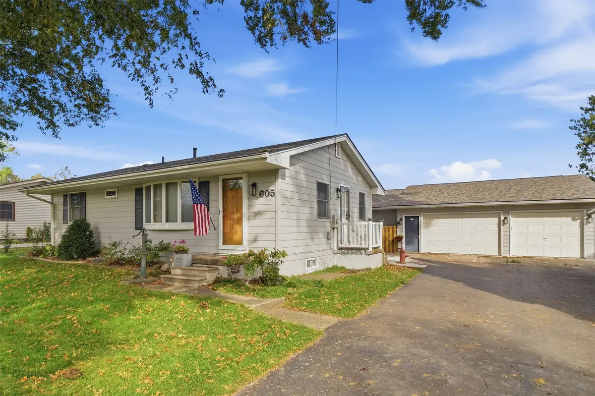 605 Ash Street, Carlisle, IA 50047 - #1