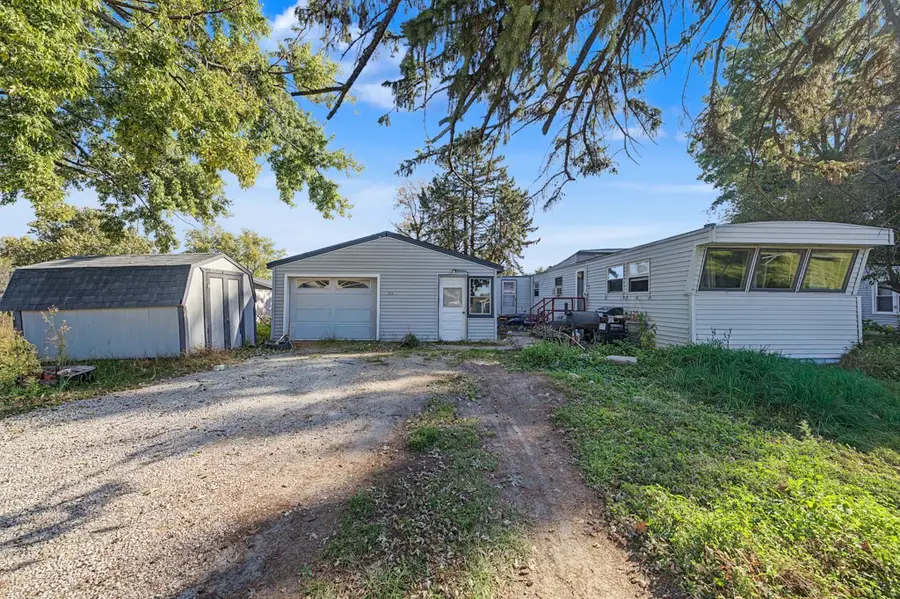 102 S Kenwood Boulevard, Indianola, IA 50125 - #2
