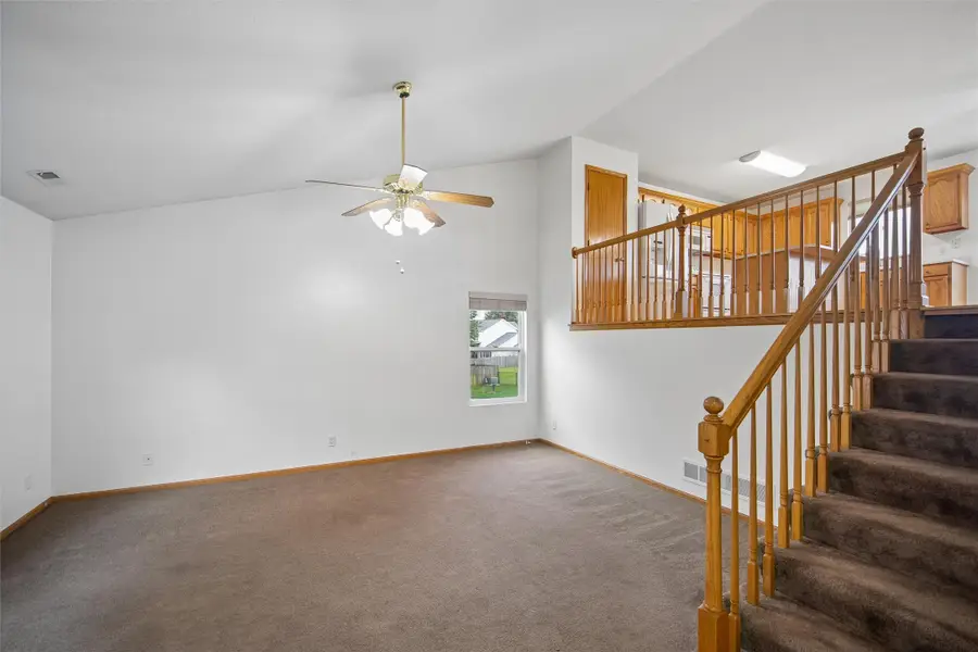 430 NE 60th Street, Pleasant Hill, IA 50327 - #3