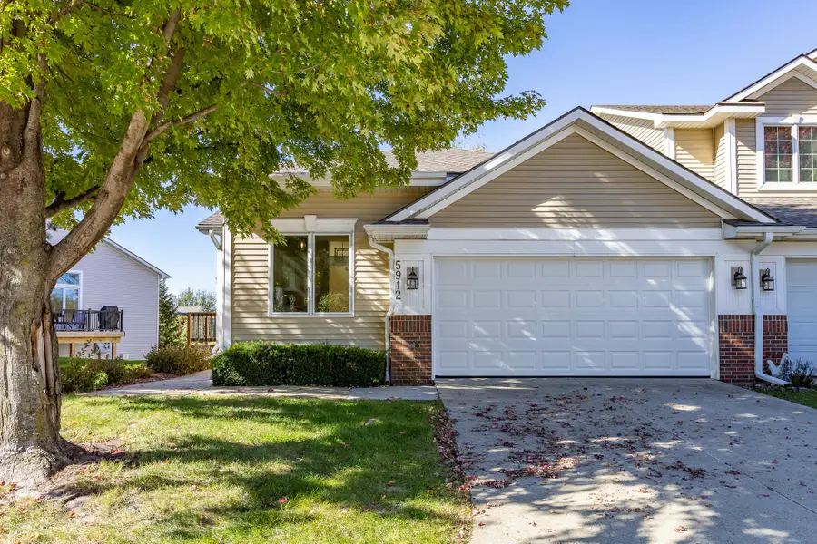 5912 Century Way E, Johnston, IA 50131 - #2