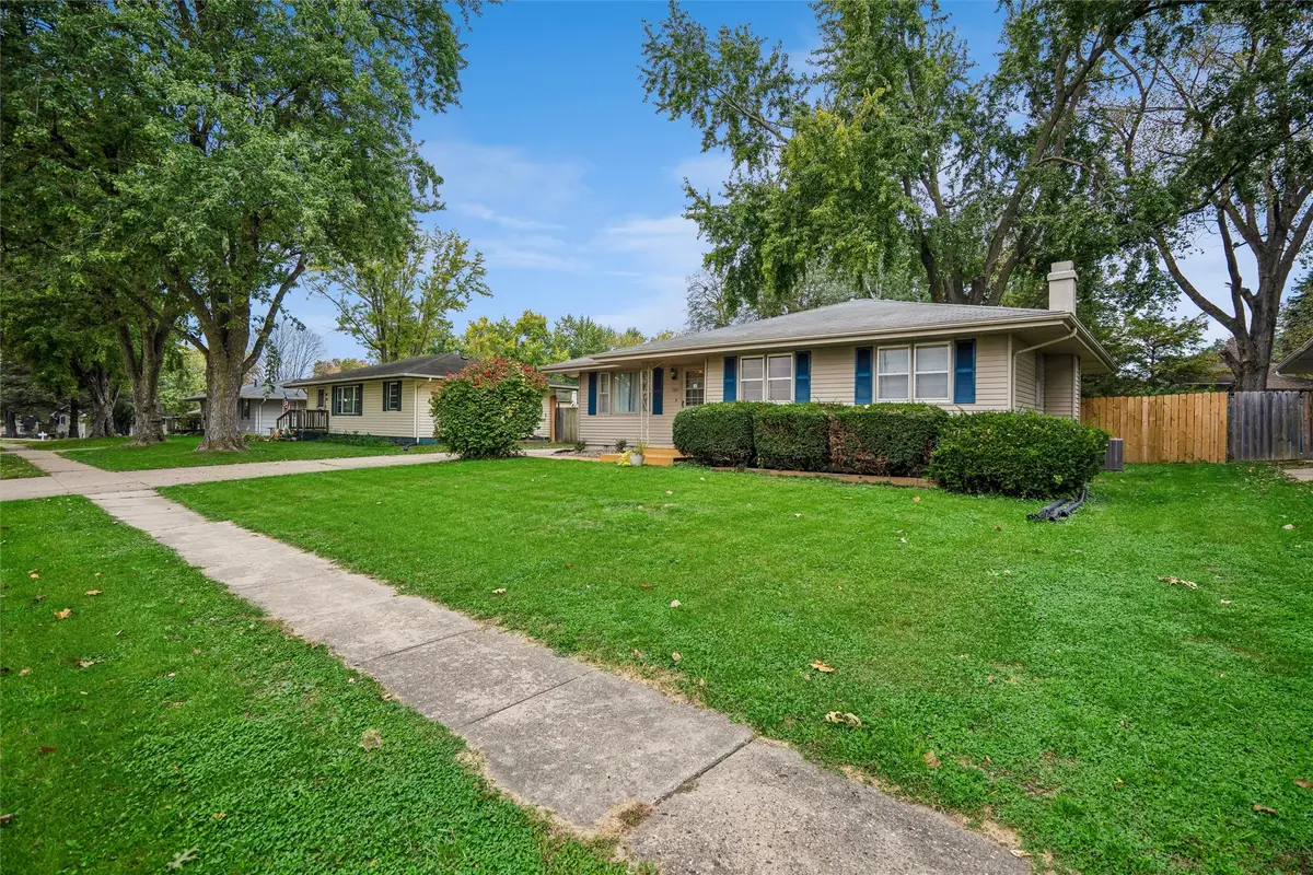 705 S 2nd Street, Carlisle, IA 50047 - #1