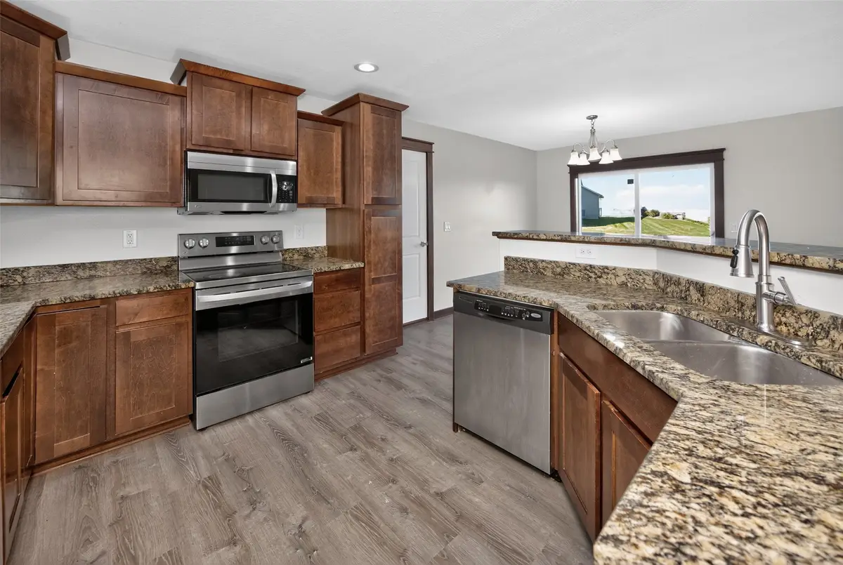 1216 90th Street, West Des Moines, IA 50266 - #1