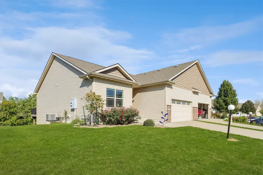 815 SE Delaware Avenue #A, Ankeny, IA 50021 - #2