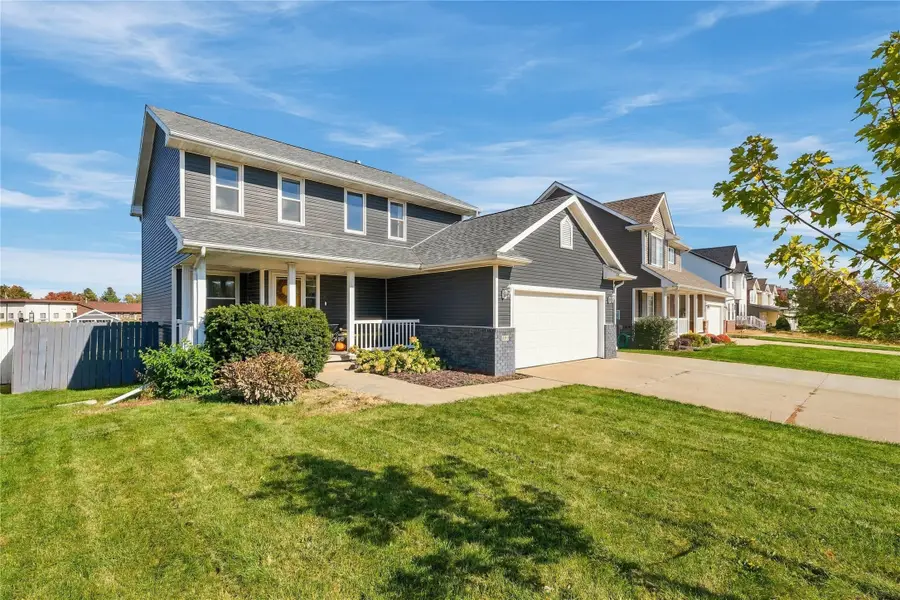 909 10th Street Se, Altoona, IA 50009 - #2