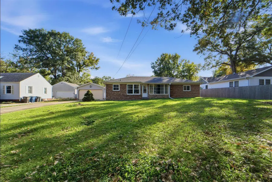 2620 Arnold Road, Des Moines, IA 50310 - #2