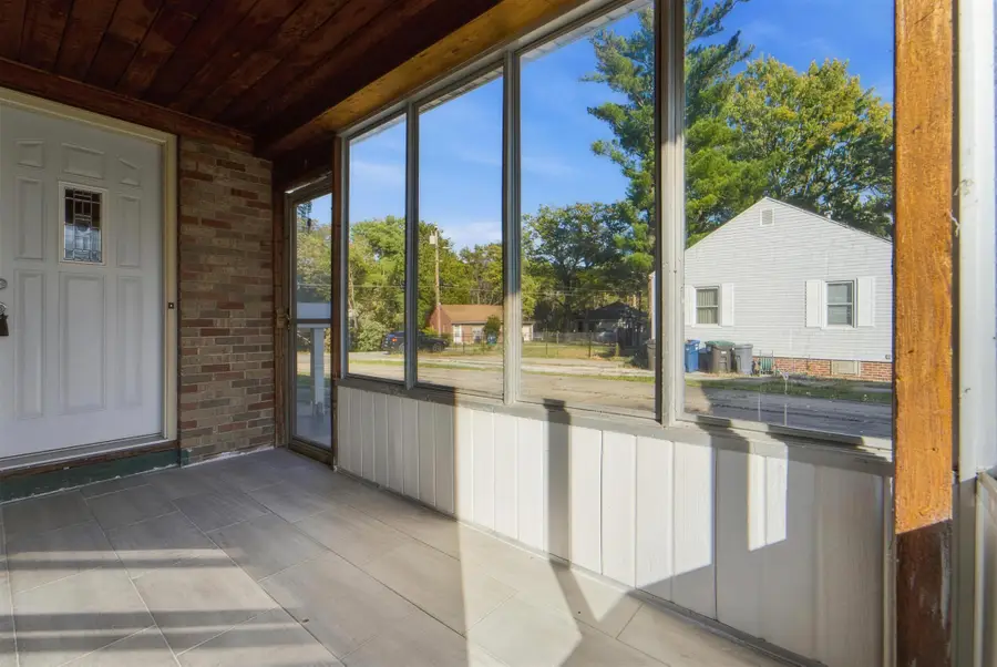 2620 Arnold Road, Des Moines, IA 50310 - #3