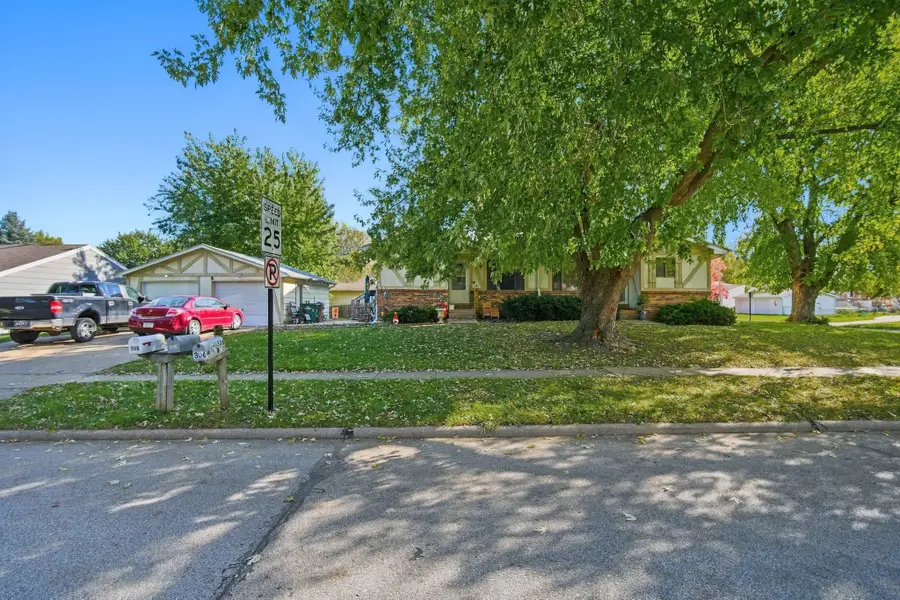 303-305 NW Valley View Drive, Grimes, IA 50111 - #2
