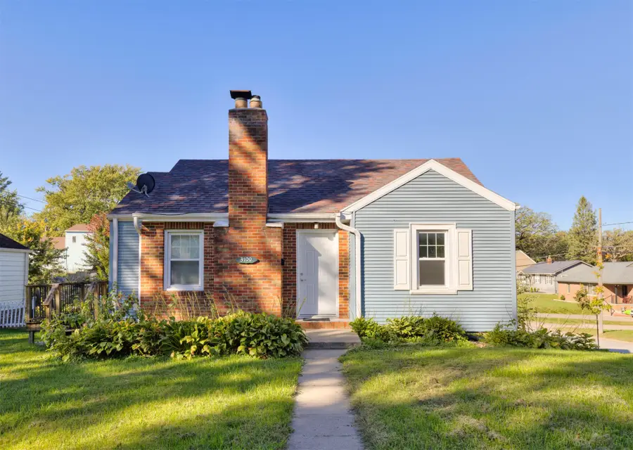 3100 SW 12th Place, Des Moines, IA 50315 - #2