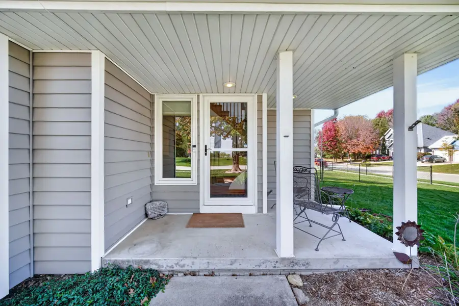 5632 Kensington Circle, Johnston, IA 50131 - #2