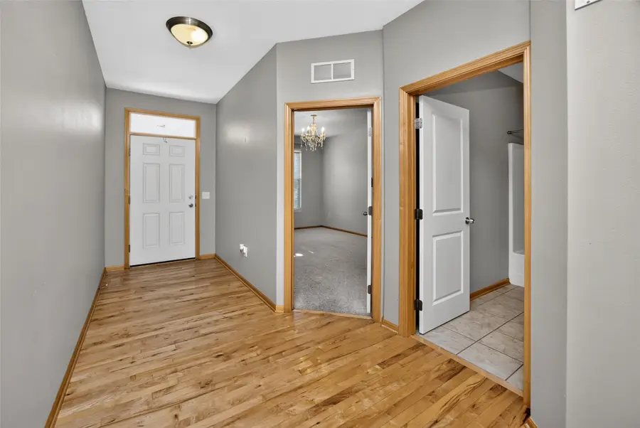 9355 Sugar Creek Drive, West Des Moines, IA 50266 - #2