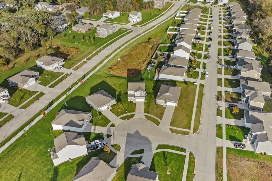 4175 Cheyenne Court, Waukee, IA 50263 - #2
